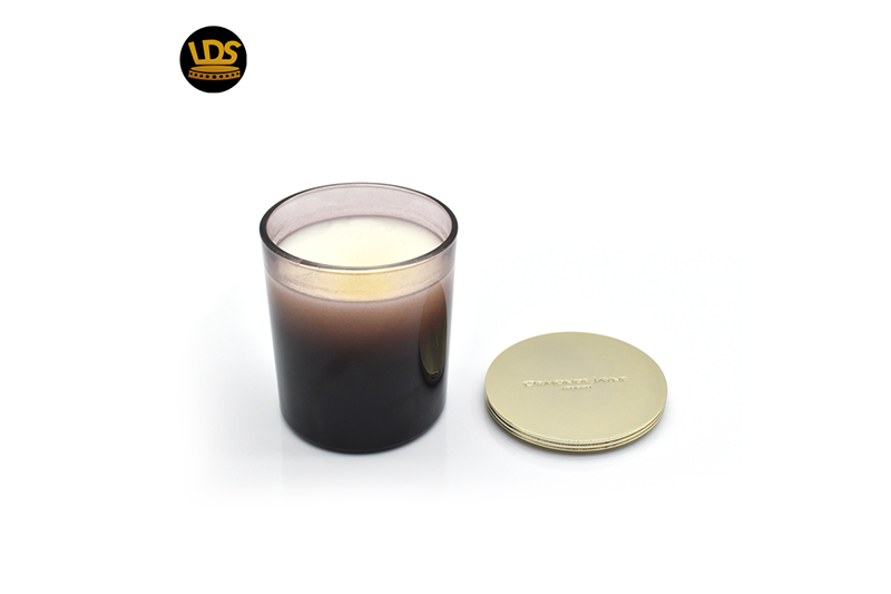 Custom Zamac Candle Lid1