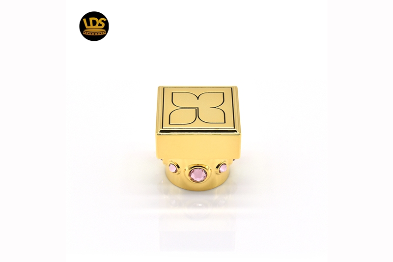 Custom luxury perfume cap3
