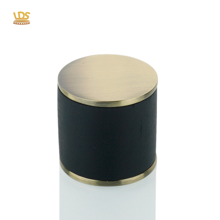 black Metal Wooden Perfume Lid
