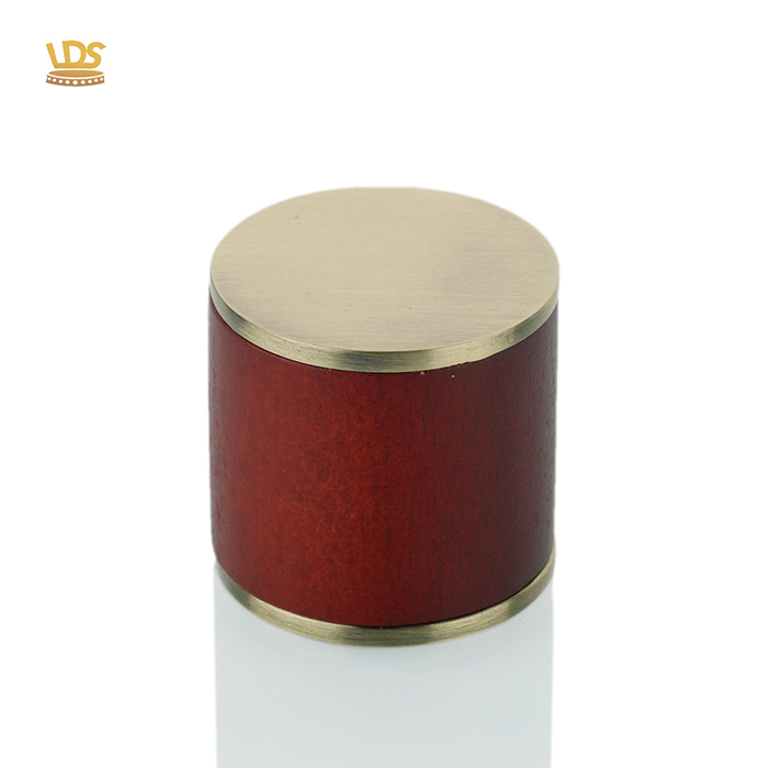 red Metal Wooden Perfume Lid