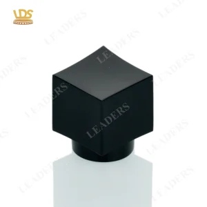 Detailed black Zamac cap