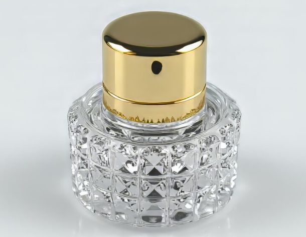 Transforming perfume caps into iconic brand symbols
