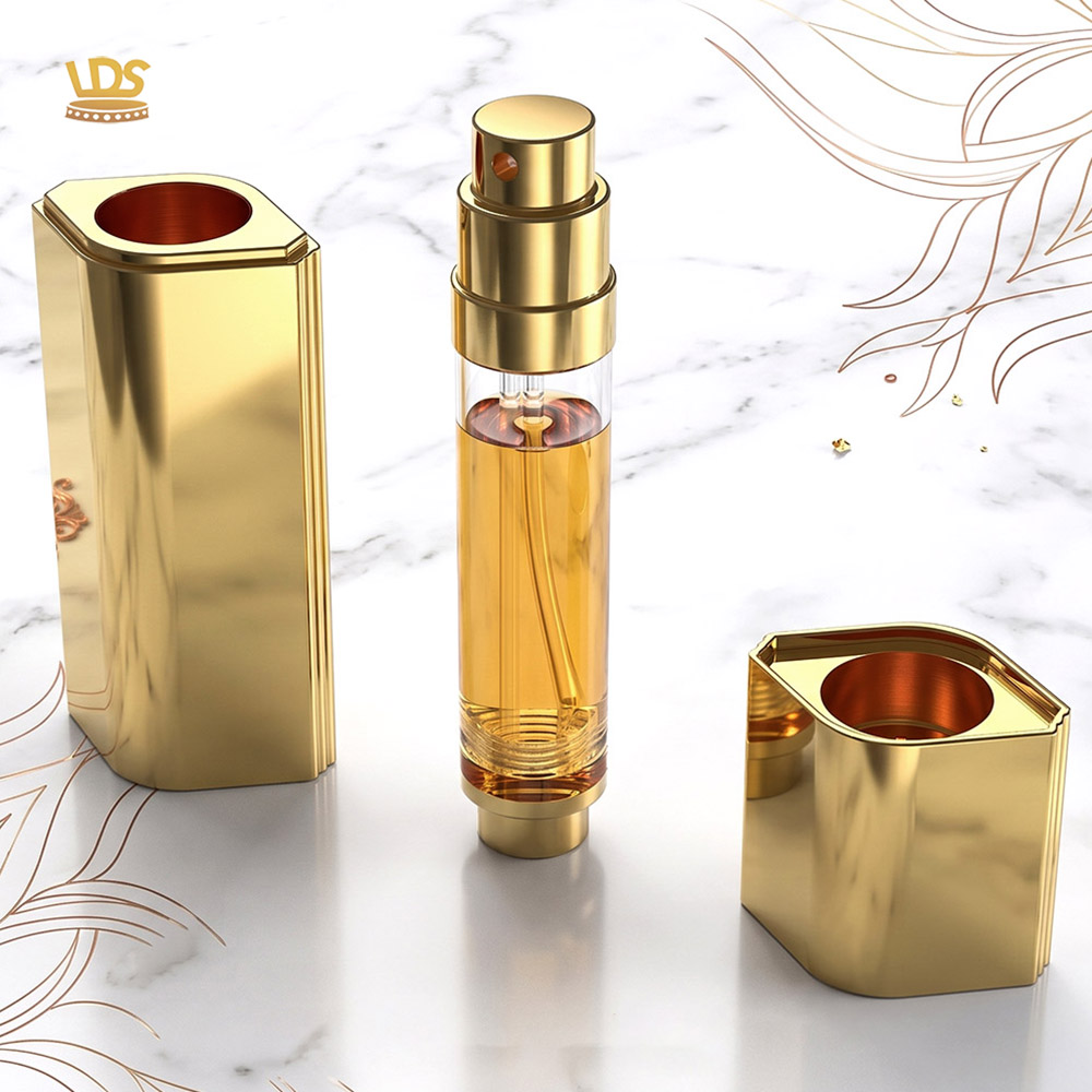 Rhombus Magnetic Travel Spray